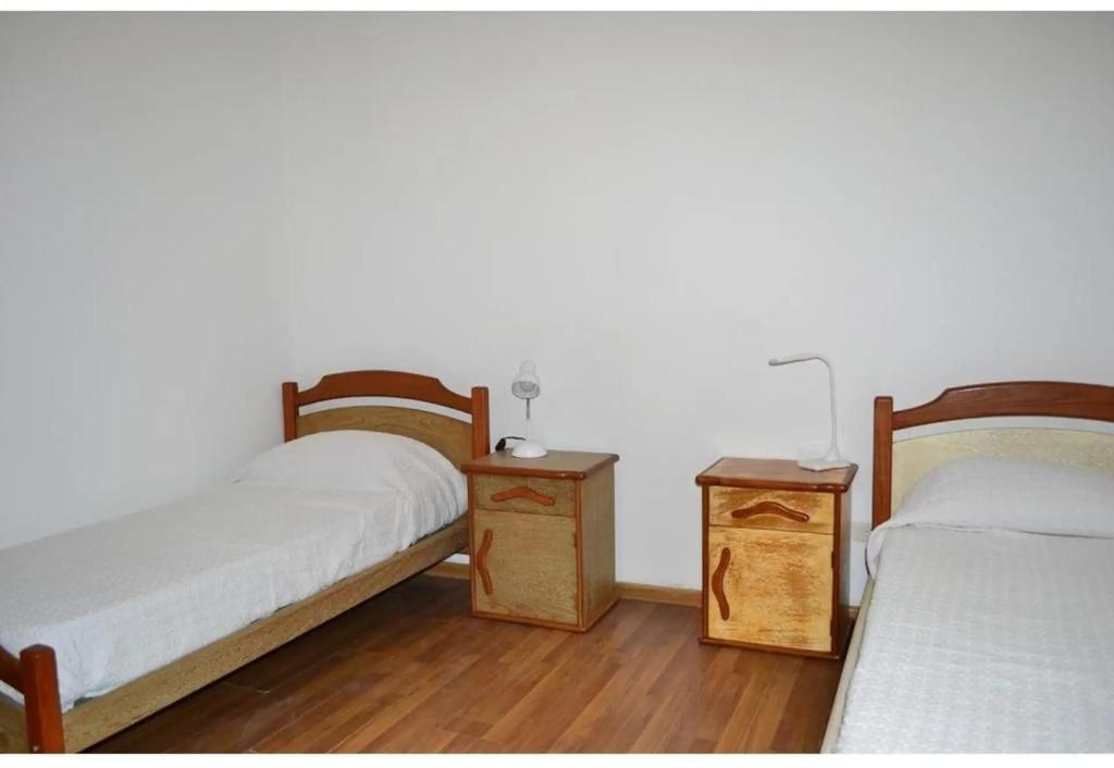 Departamento de 3 ambientes en el centro - 2