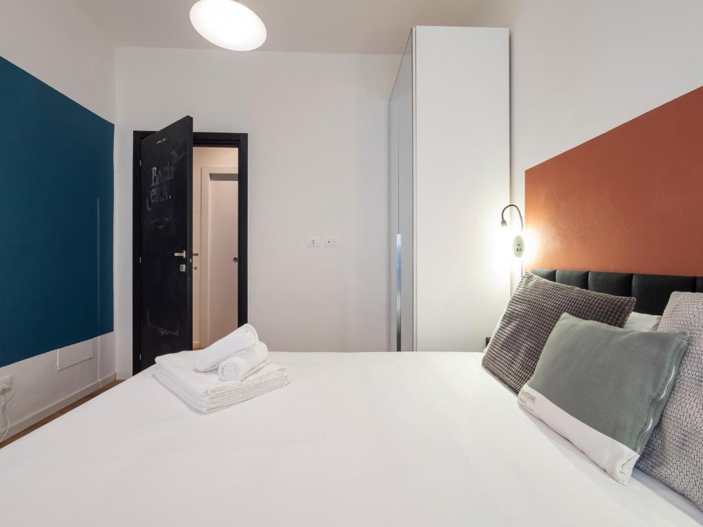 Xenia Milan - Three-room apartment in Via Laurana 5 - 4