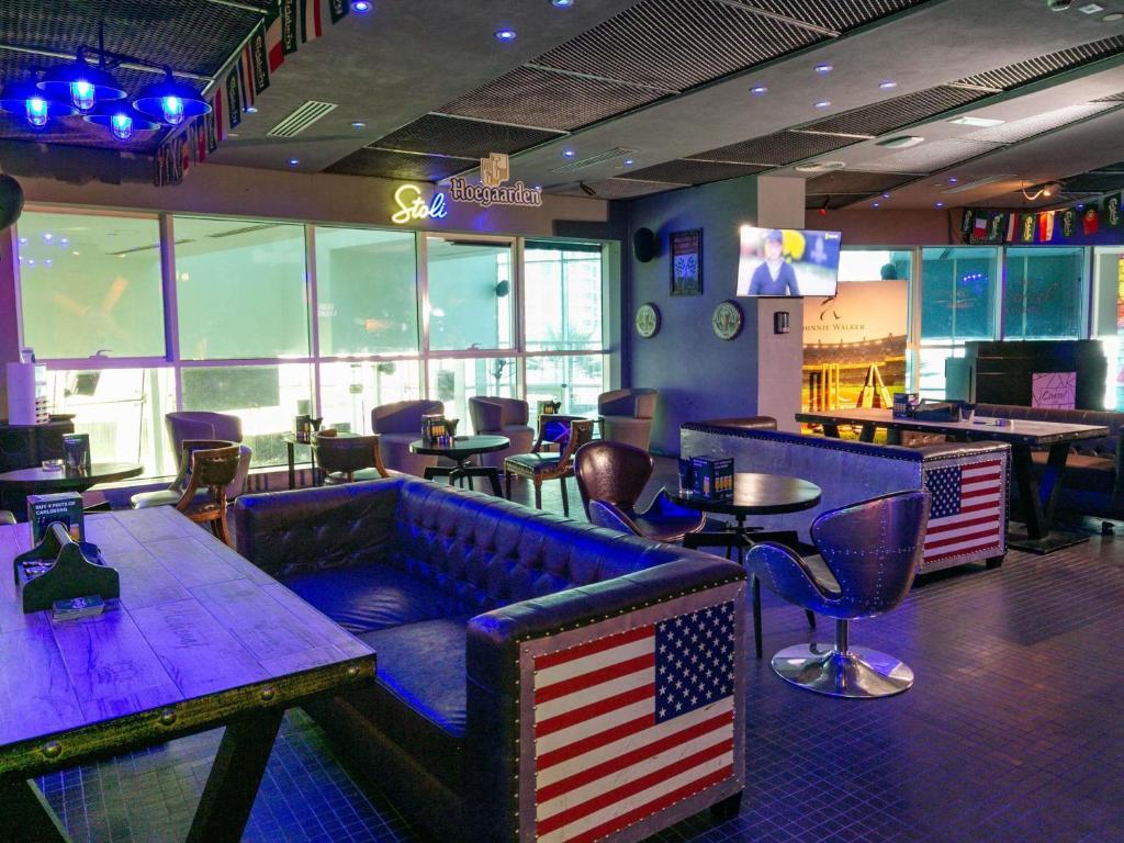 Bar/lounge