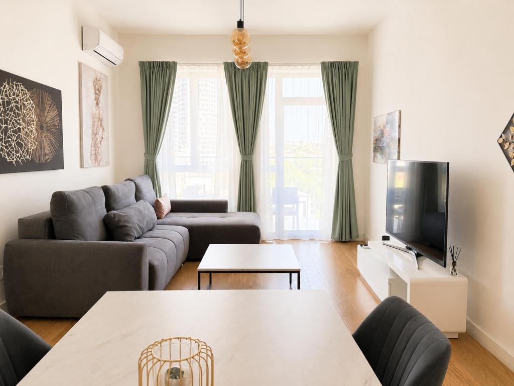 The Waterfront Collection Studio & Apartments - 3