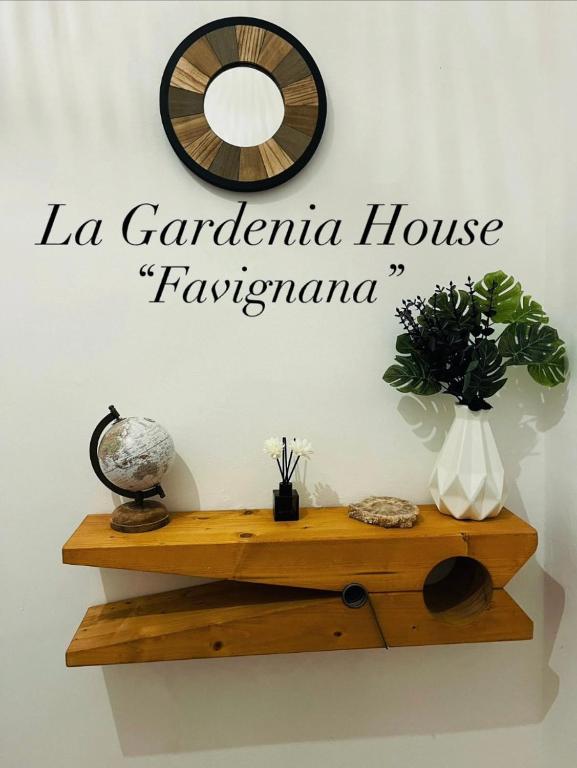 La Gardenia House - 1