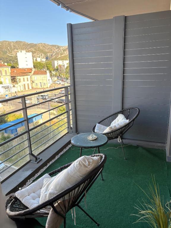 Appartement moderne avec terrasse & parking privé Marseille 10e - 2