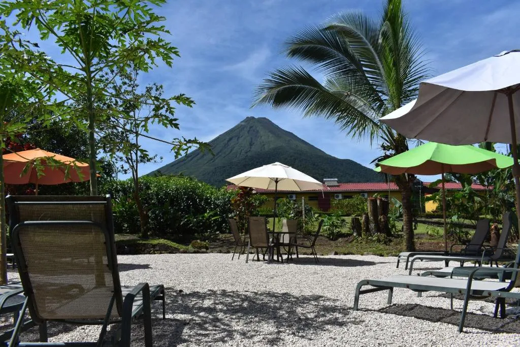 Hotel Roca Negra Del Arenal, hotel in Fortuna