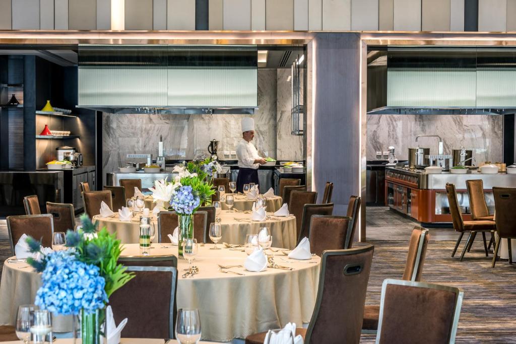 Banquet hall