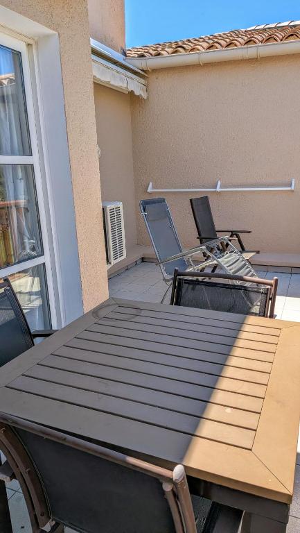 Studio cabine climatisé vue golf à Cap Estérel - 4