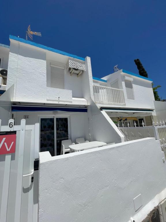 Isis House - 2