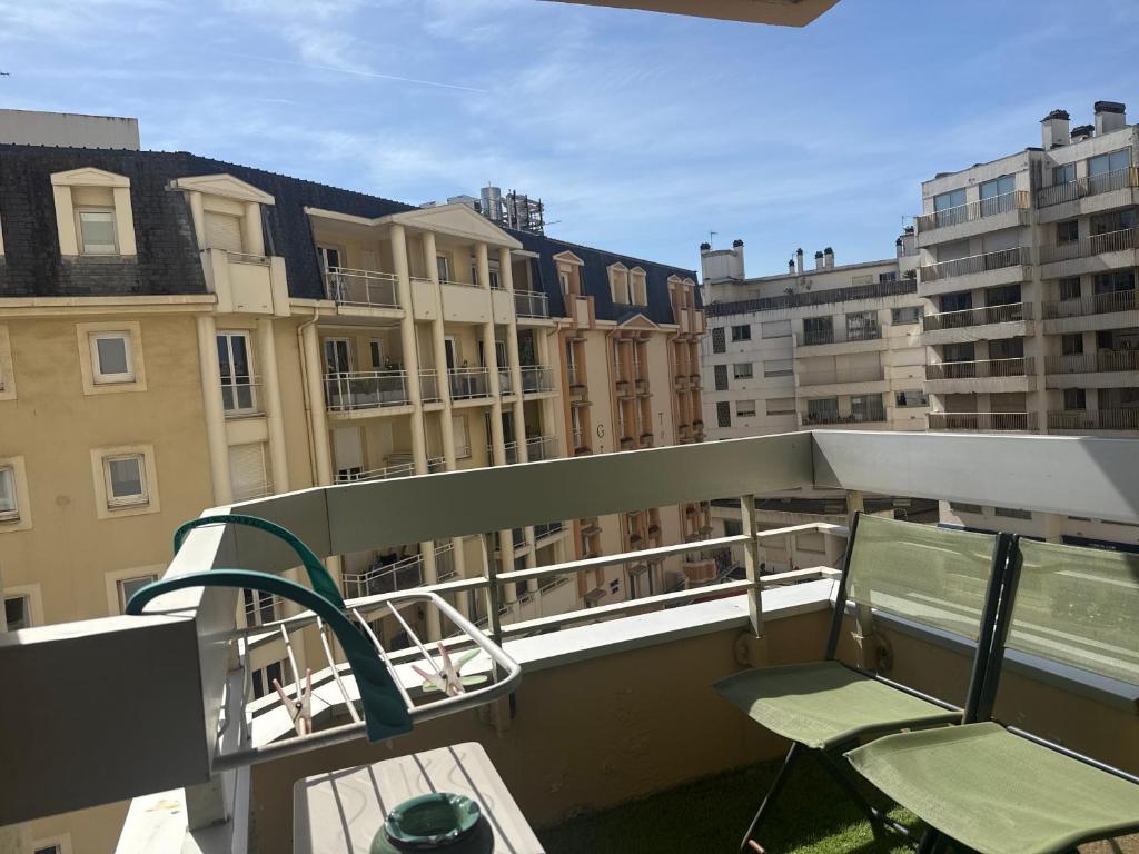 Elegant studio, 2-4 people, WiFi, pool, parking - 3