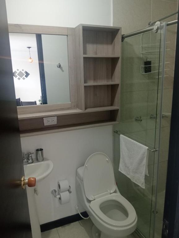 Apartamento con piscina cerca al parque del café - 3