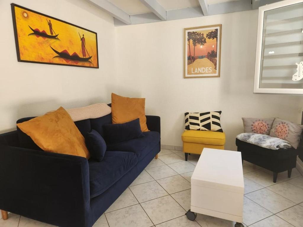 Villa patio proche plage avec piscine collective, cour aménagée et parking privé - FR-1-413-139 - 4