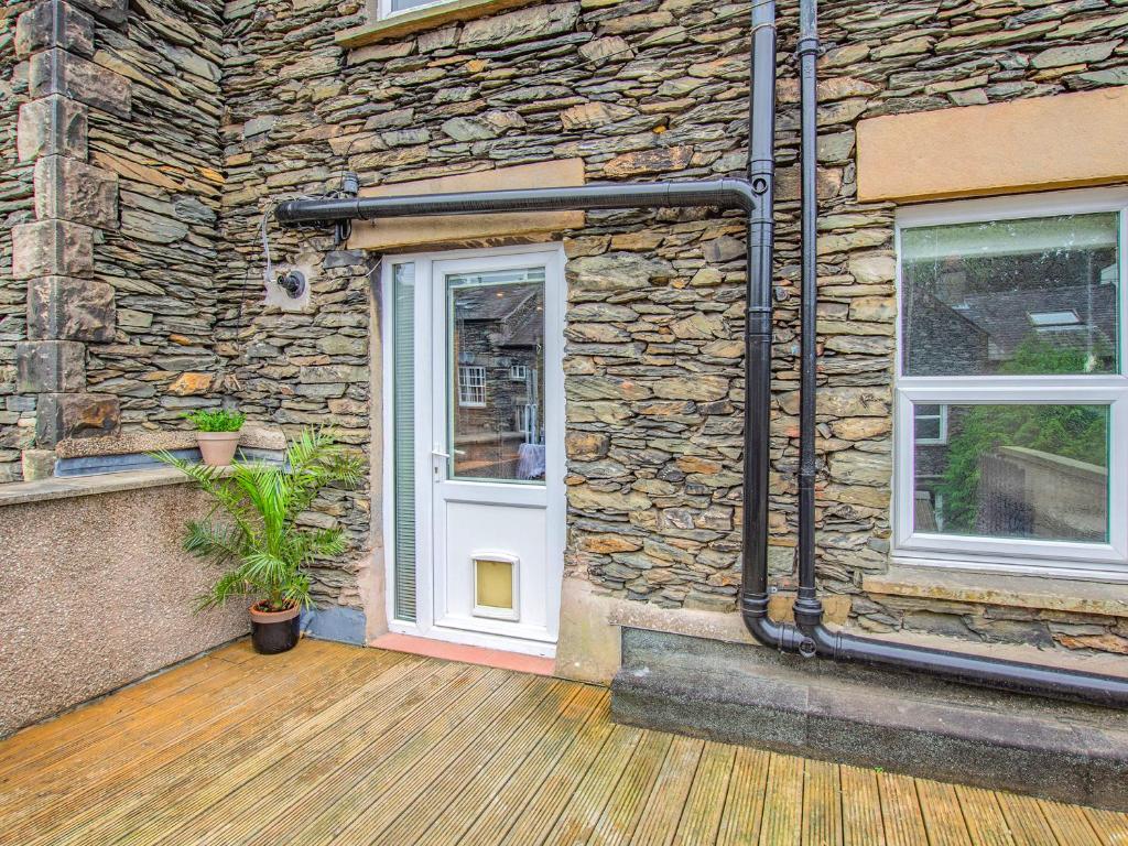 Slate House photo 8