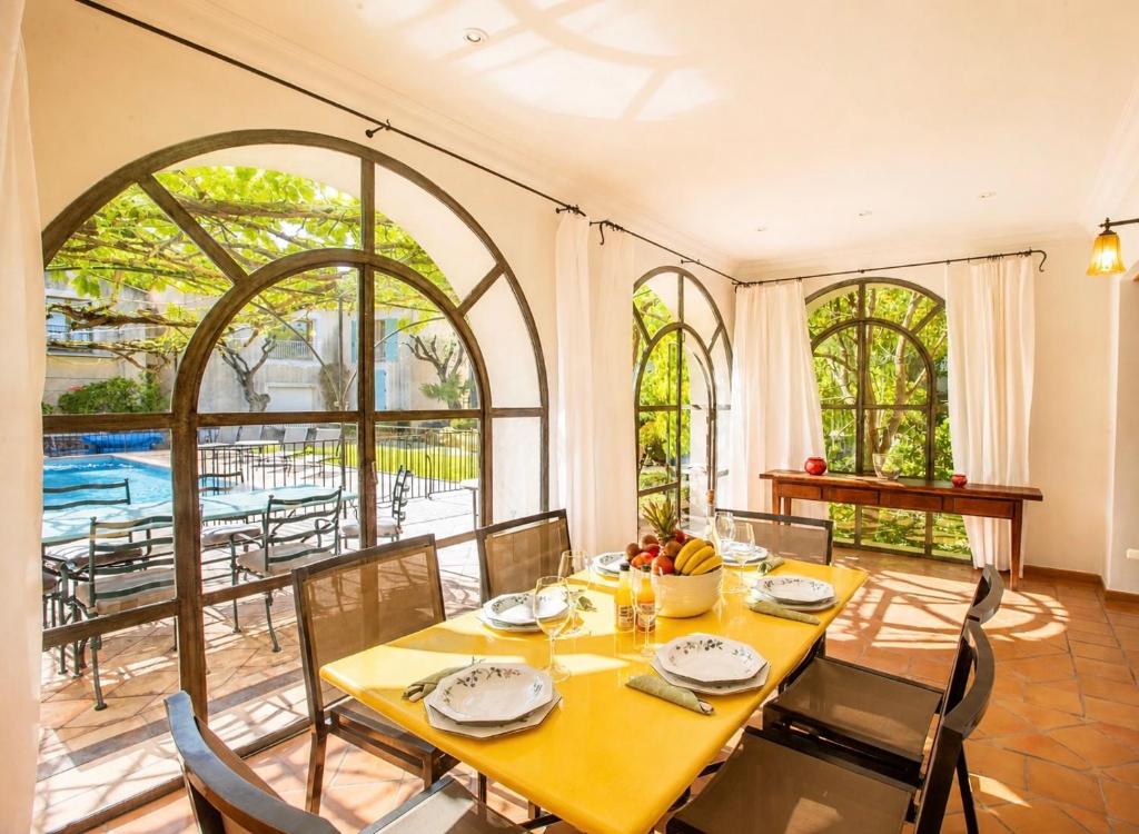 Villa Serra, Calvi - Piscine chauffée - 4 suites - 3