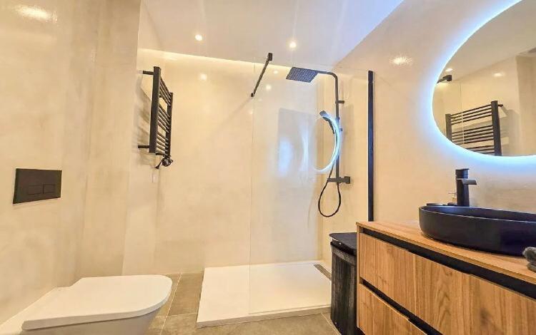 Apartamento con 2 dormitorio terraza y piscina - 5
