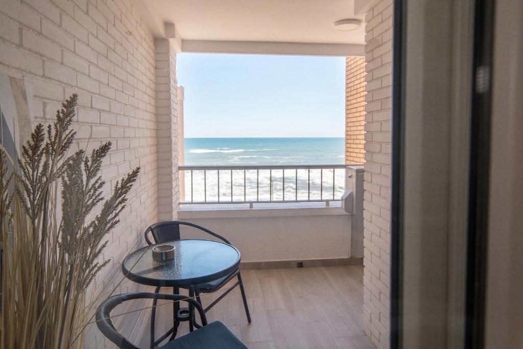 Apartamento Playa LOS LOCOS - 1
