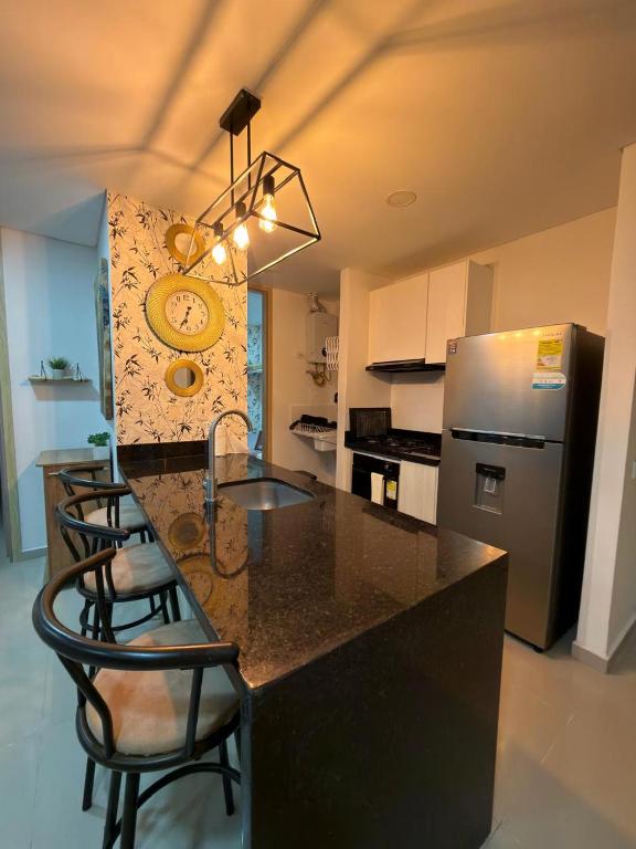 Apartamento En Cartagena - Lujoso y Moderno PISO19 - Cerca a Ciudad amurllada y Frente a Playa - 4