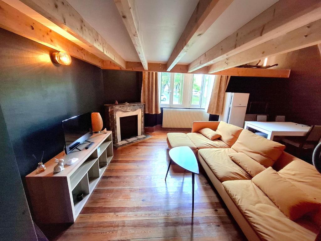 STUDIO avec MEZZANINE - 2