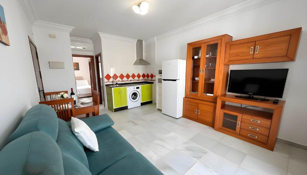 Alojamiento con balcon y espectaculares vistas al mar - 1
