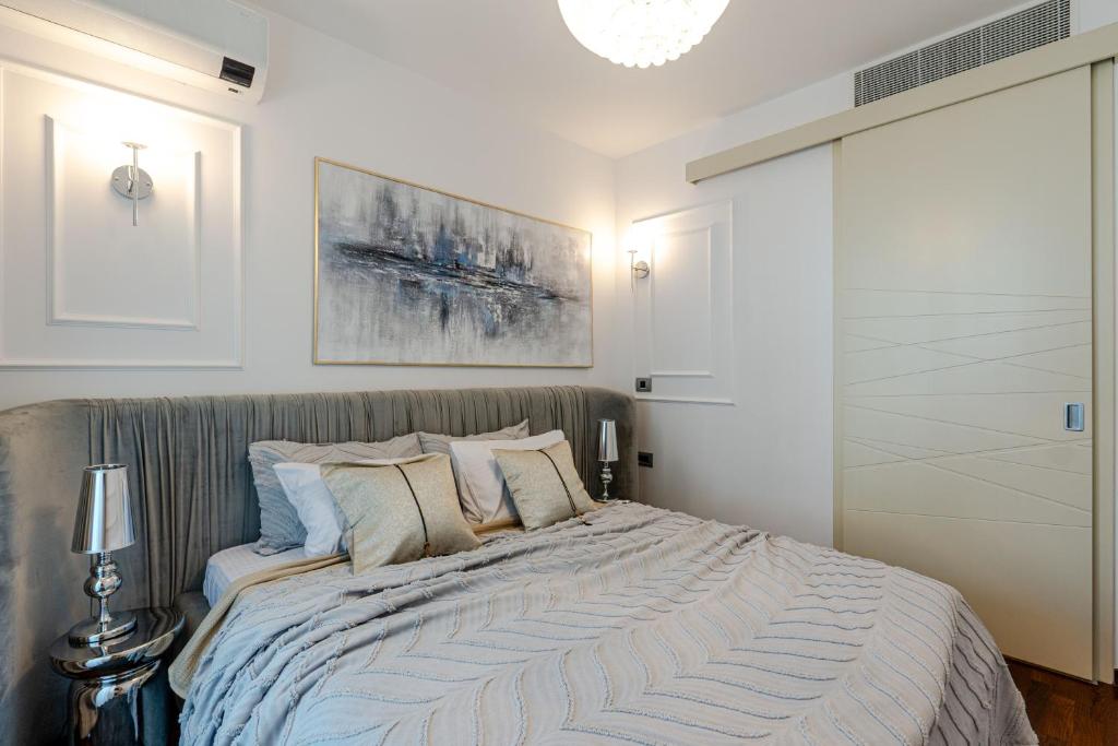 New sea view luxury apartment in center - 3