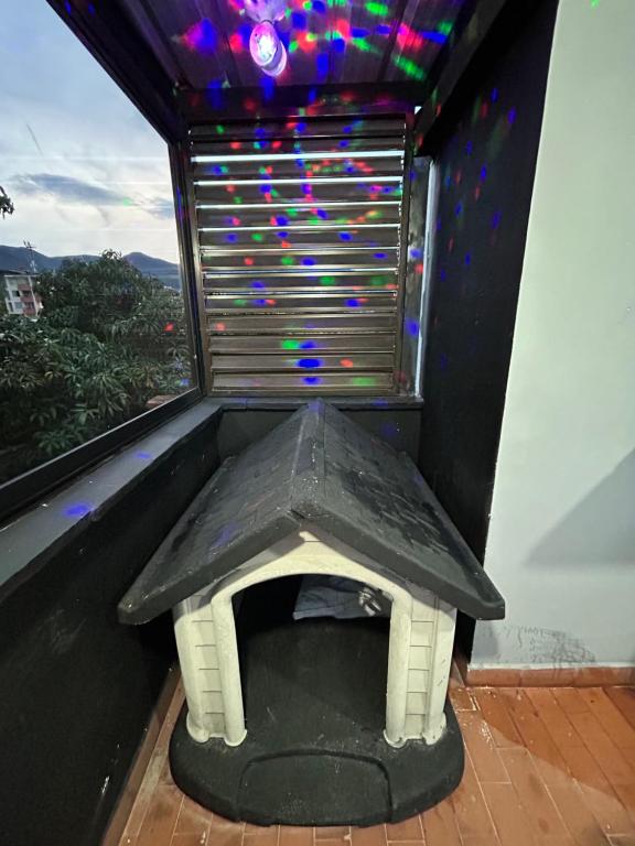 Cómoda y Amplia Casa, Ideal Para Grupos, Muy Cerca Del Estadio, Barrio La América - 5