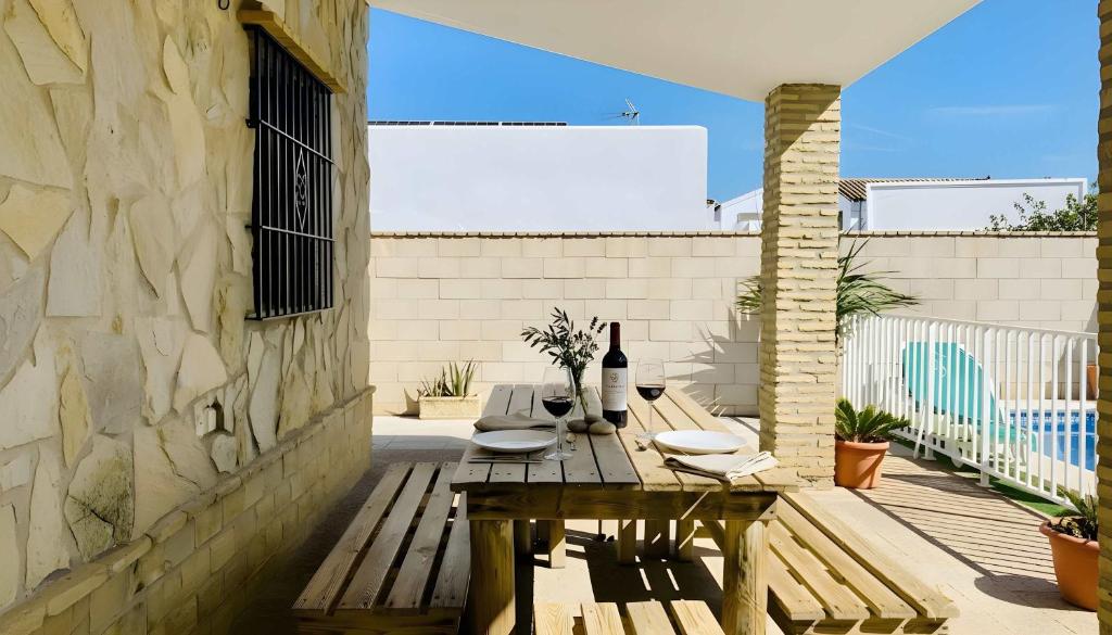 Amplio Chalet con Piscina privada Terraza y Barbacoa Cerca del pueblo - 4