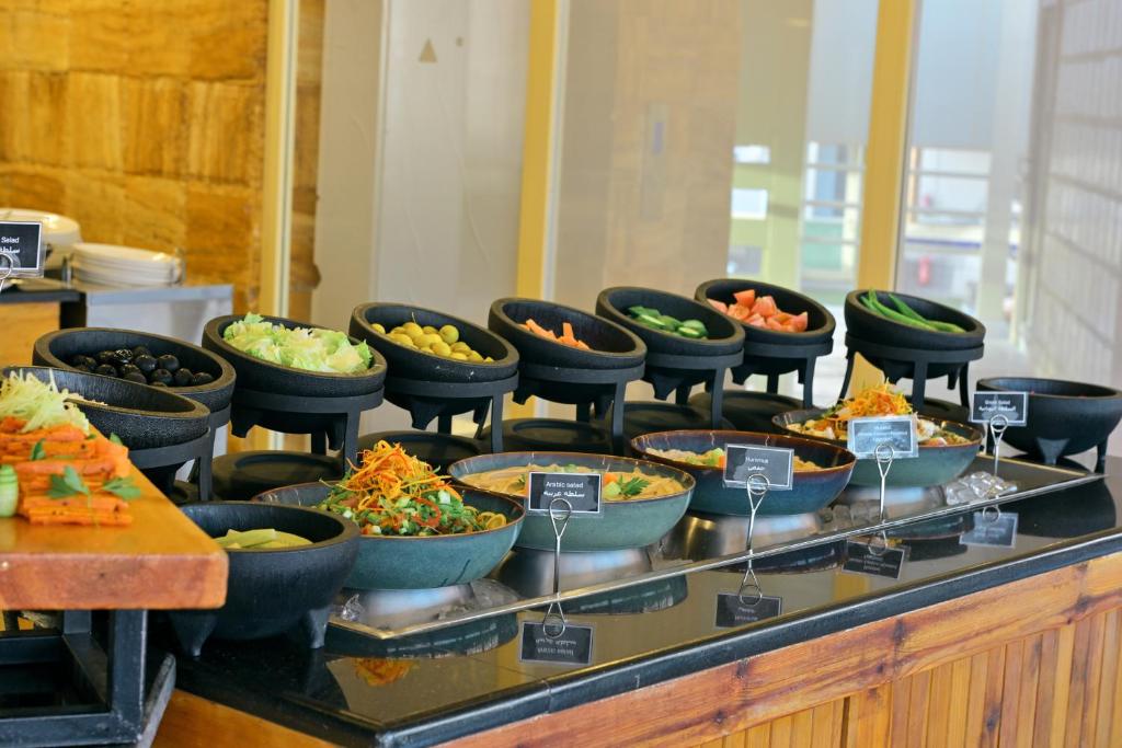 Alimentos e Bebidas