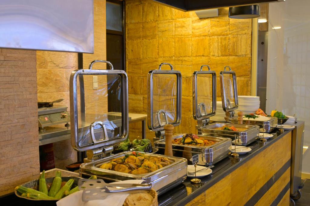 Alimentos e Bebidas