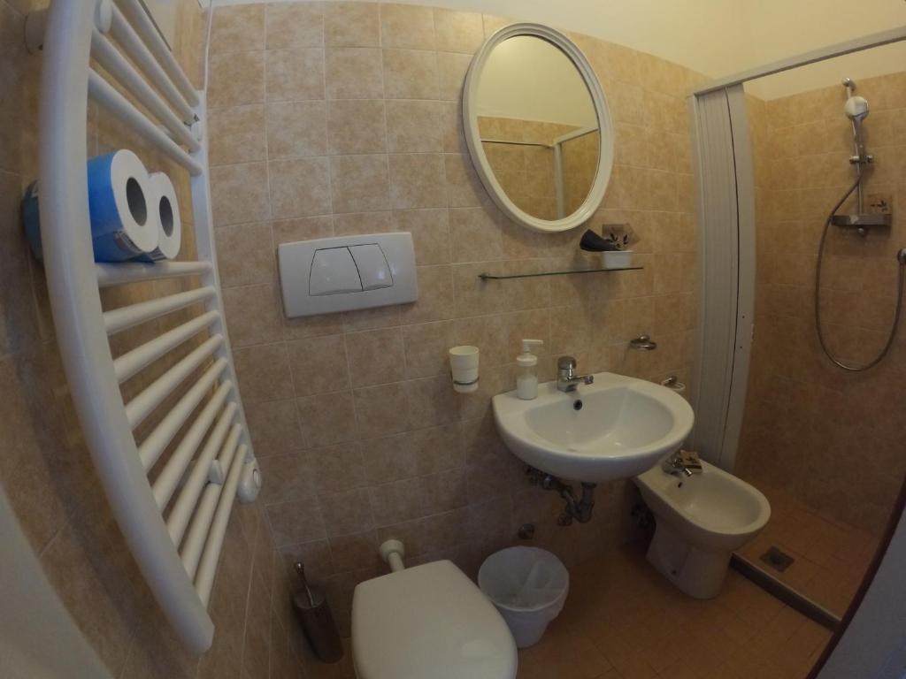 T Hotel- Adults Only, Pet Free Hotel - 3