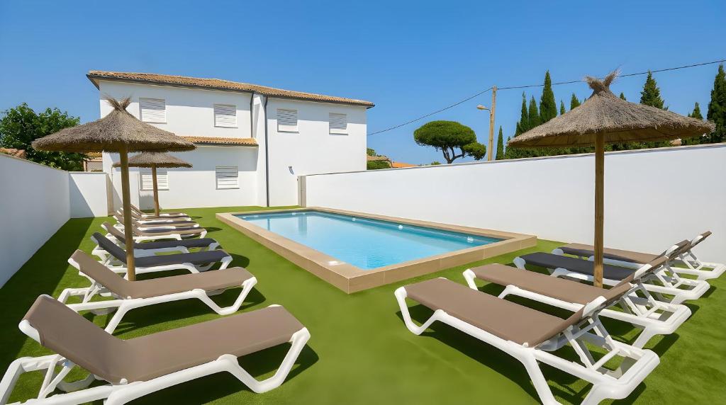 Apartamento para 5 en Conil - Piscina compartida y parking - 1