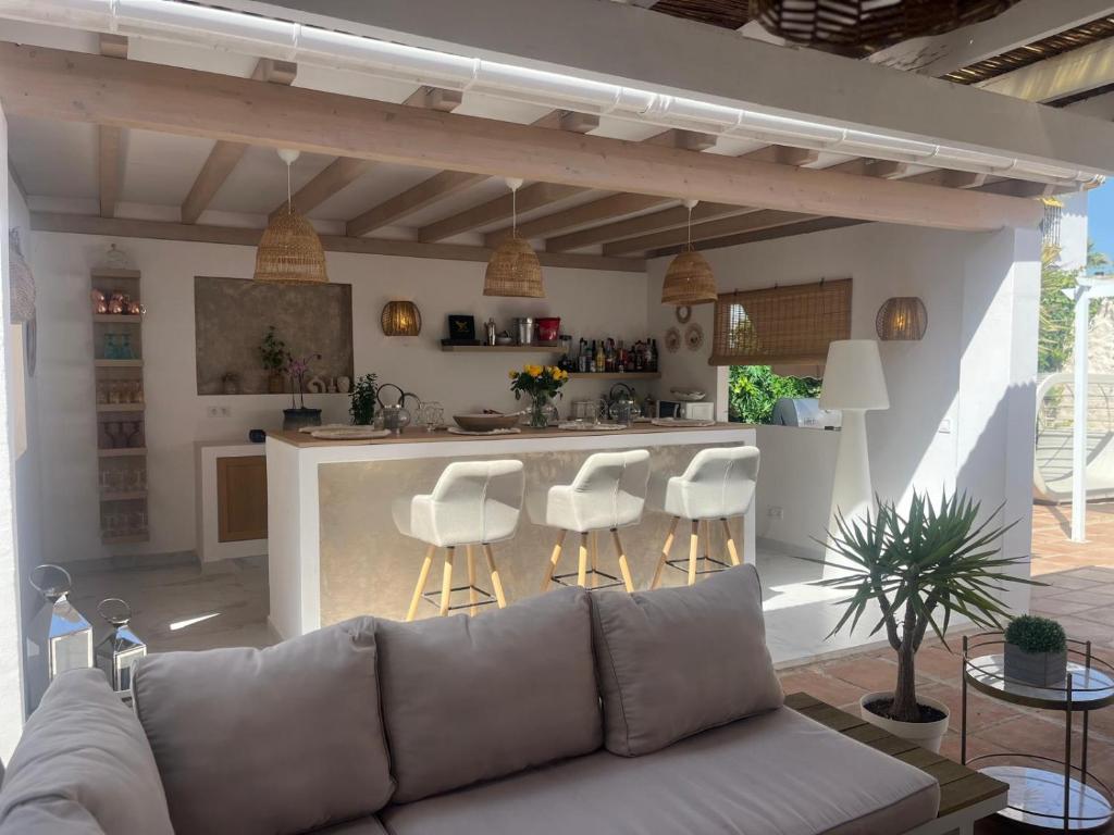 Stylish Villa Near the Beach in Marbella - 4