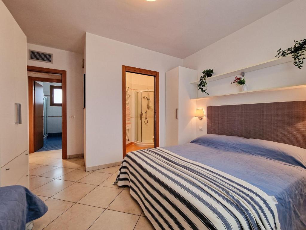 Cozy apartment with swimming pool - 4