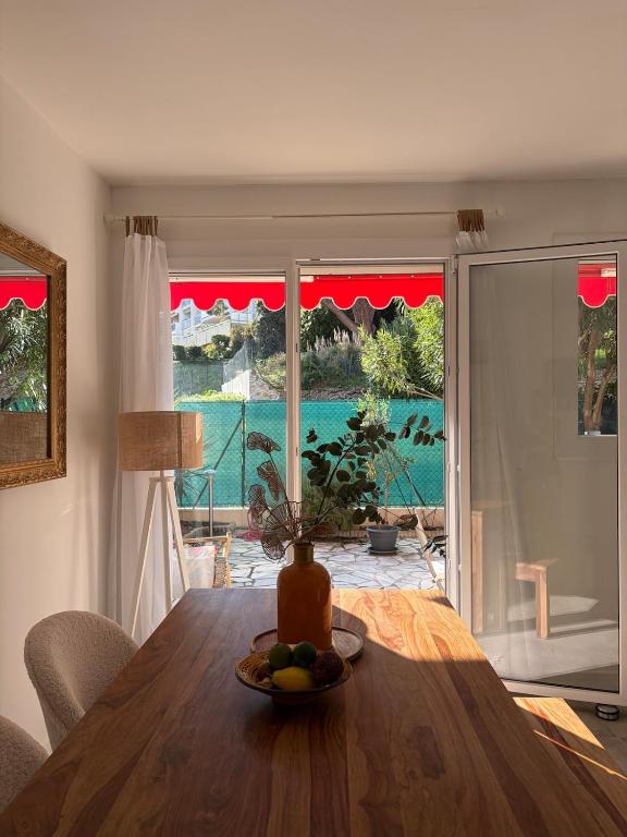 Cozy apartment - sunny terrace avec Clim et parking - 3