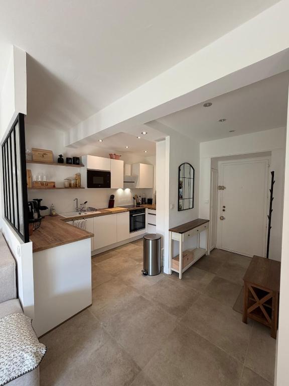 Cozy apartment - sunny terrace avec Clim et parking - 5