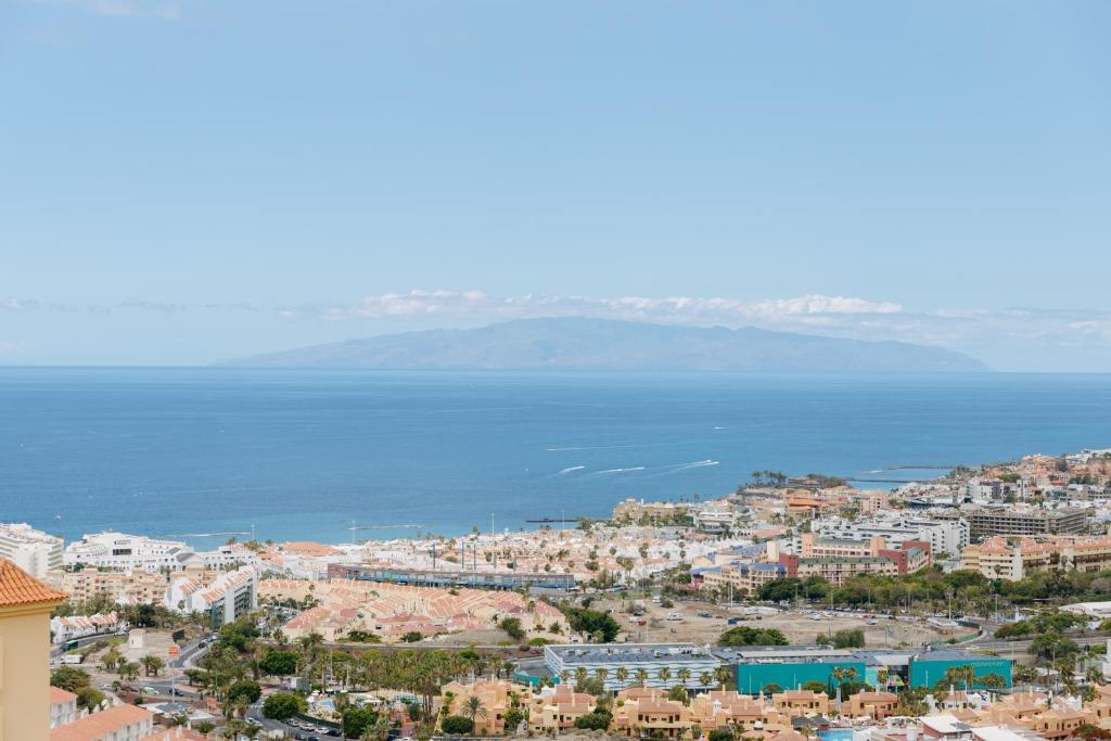 Bright 1BR with Private Terrace & Views &Pool by Aqua Vista Tenerife - 4