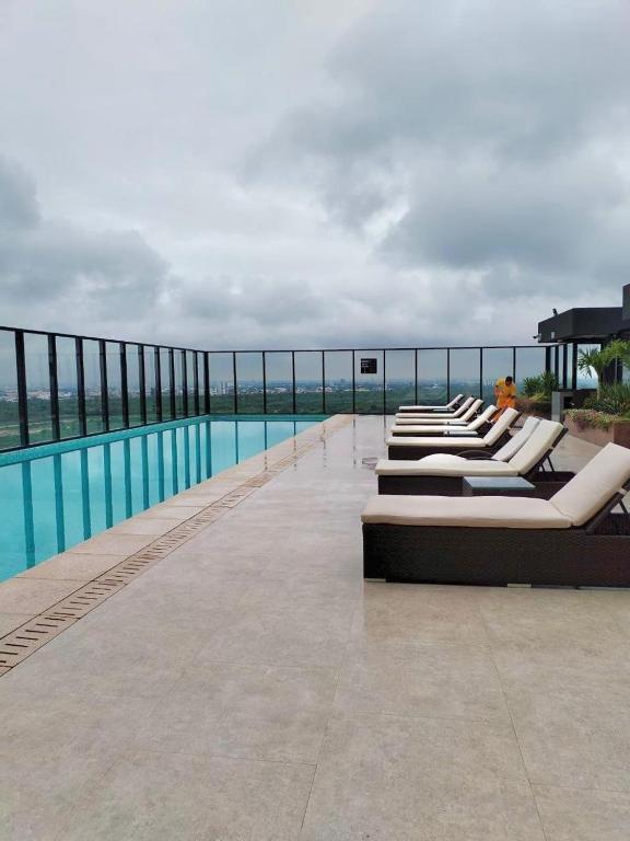 Luxury 2 and 2 apartment with lots of amenities - 2