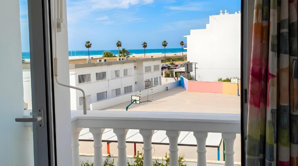 Apartamento con con balcon ideal para familias cerca de la playa - 5