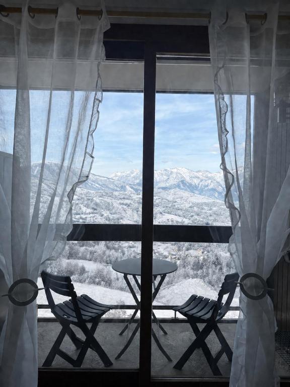 Pegase phenix studio cabine et balcon vue montagne - 3