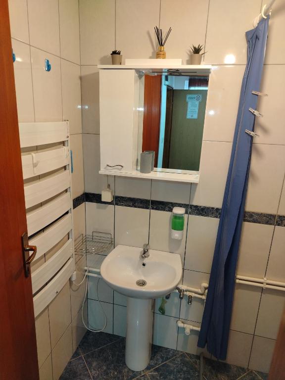 Holiday Home Apartman Aco - 2