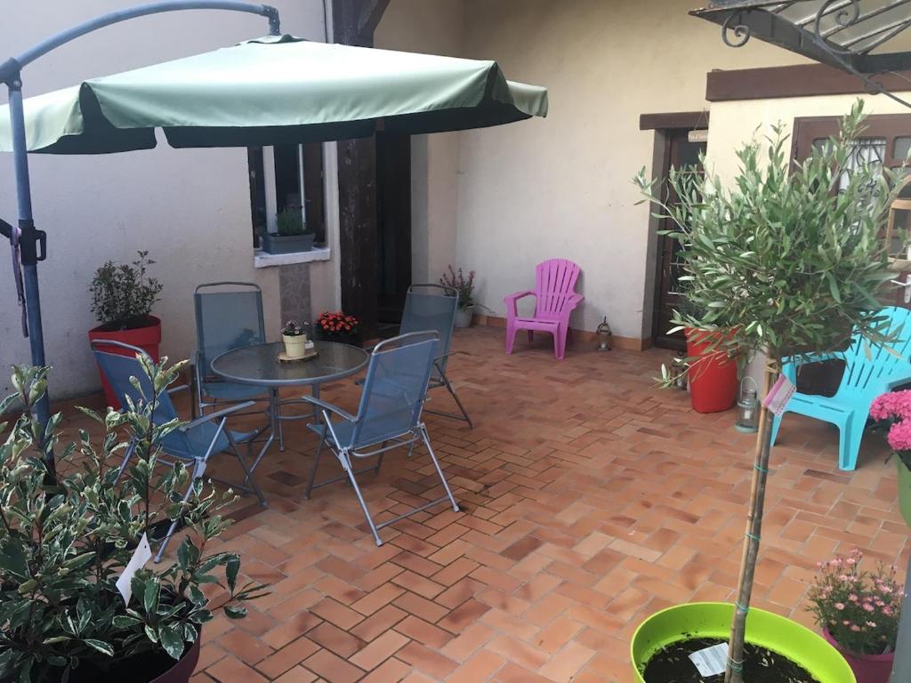 Studio Amboise avec patio - 4