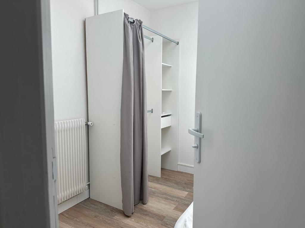 T1 bis Cosy - Puits de Lumière Proche Gare 21m2 - 3
