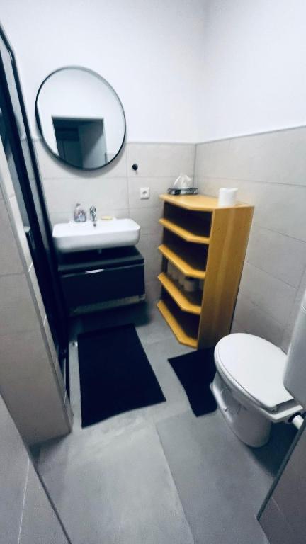 Studio Apartment at Train station and City center - 3