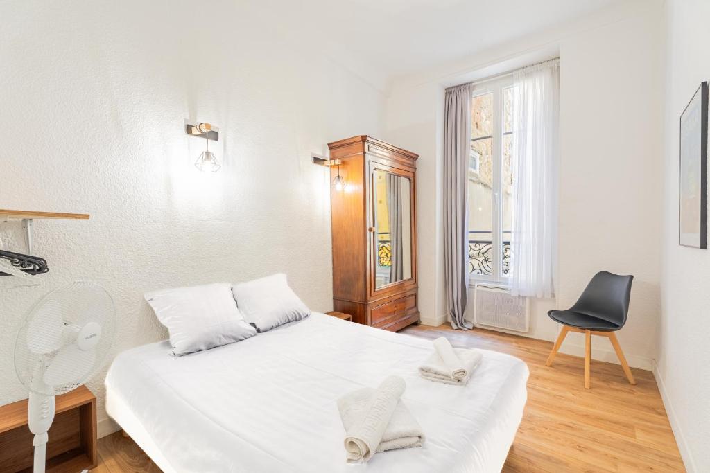 Charming apartment Port of Nice flat 1 - 4