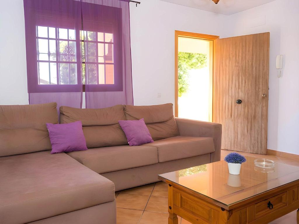 Casa con terraza cerca del pueblo solo alquilamos a familias - 4