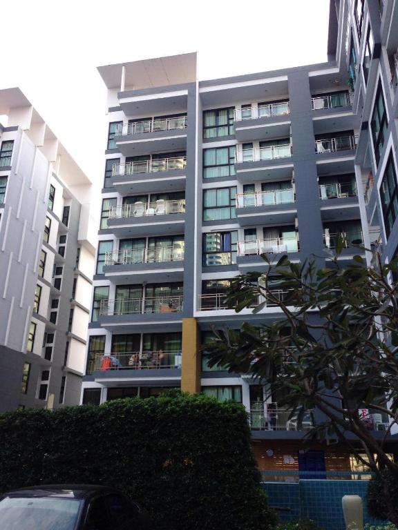 Neo Condo by Jean photo
