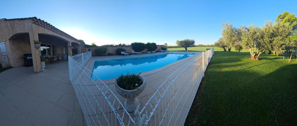 Mas Saint Jean - 1