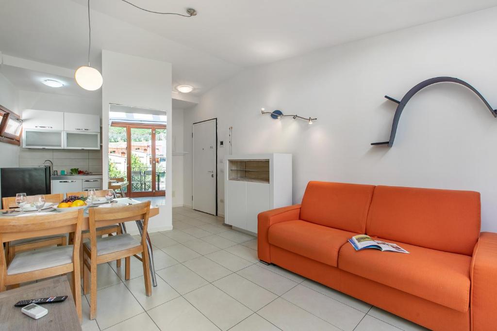 Garda Therme Apartment with Balcony & Mountain Views - Happy Rentals - 3