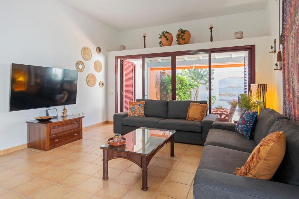Casa Kiky, Boho-Chic Villa with Botanical Garden - 3