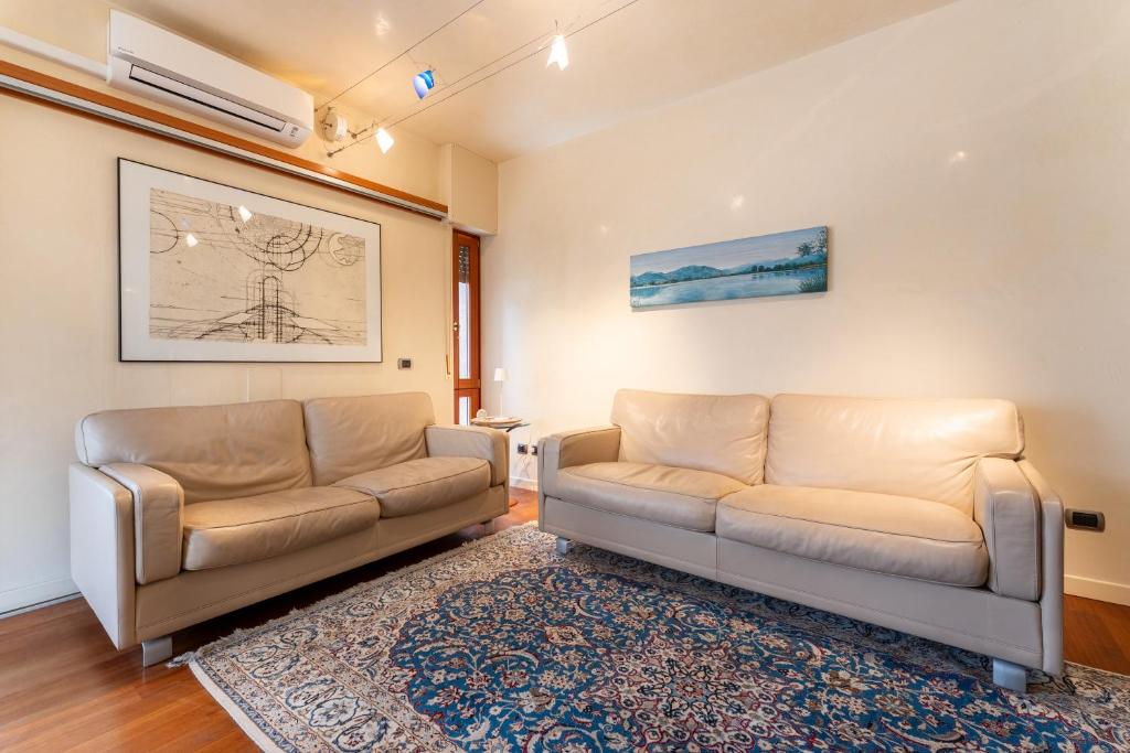 Gardone Apartment lake view and free parking - 2