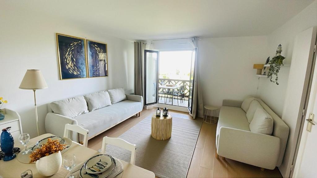 Appartement vue mer avec balcon et parking - 4