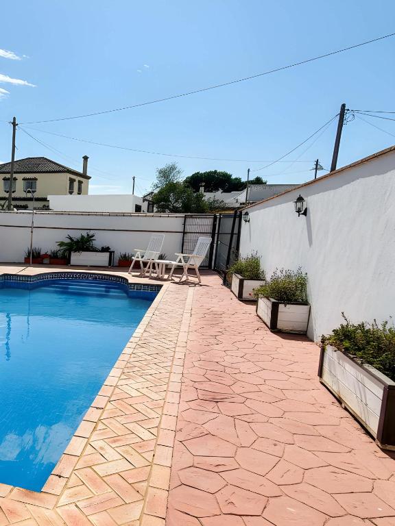 Casa con piscina privada muy cerca del pueblo - 5