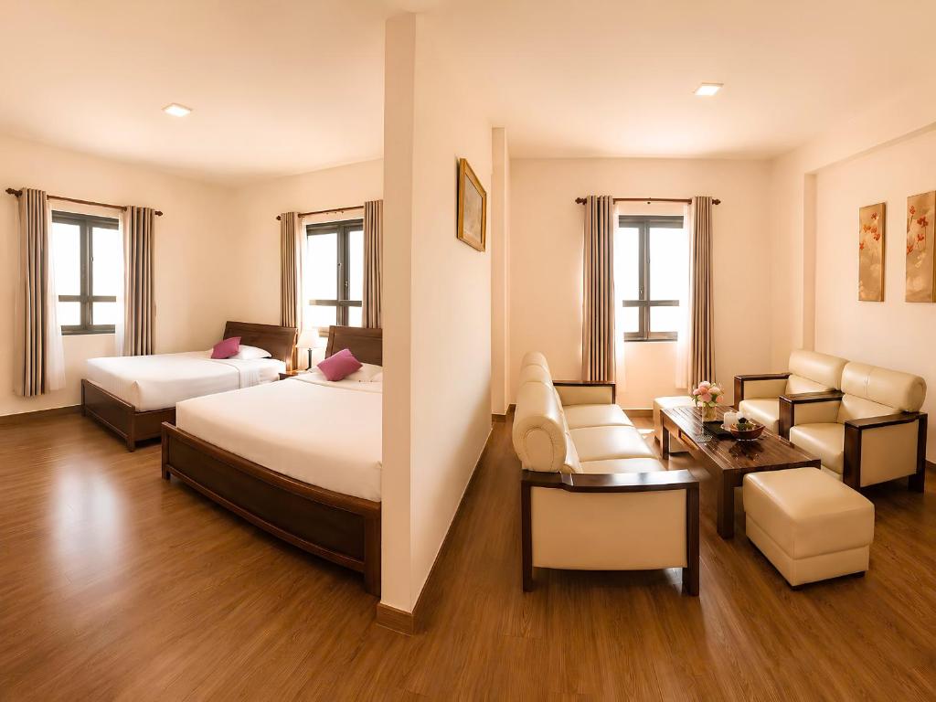 Chau Pho Hotel