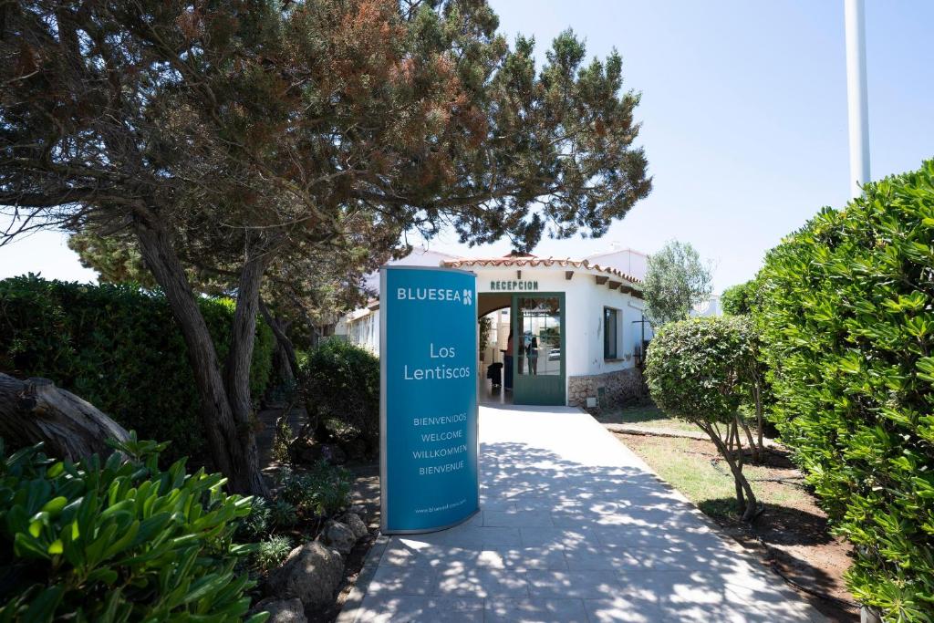BLUESEA Lentiscos — Hotel building in Cala'n Blanes, Balearic Islands